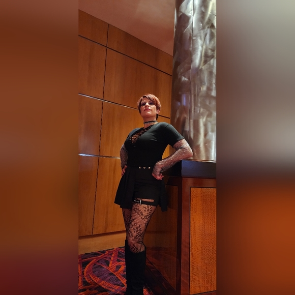 Men's/Women's/Girls Clothing & Accessories - Picture 15 of 16